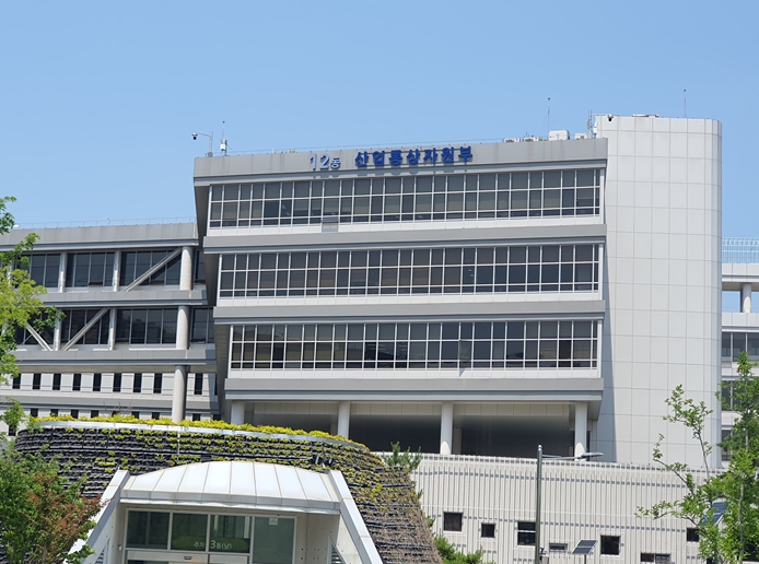 김정관 산업부장관, 경제단체와 첫 상견례 기사 이미지