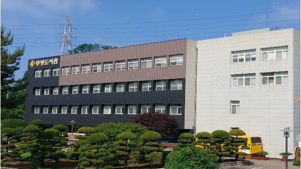 인천광역시교육청부평도서관, ‘영어 명작 리딩톡톡’ 동아리 운영 기사 이미지