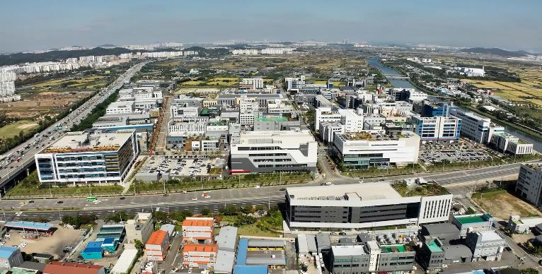 업종 규제 푼다…서운산단, 기업 유치 확대 기사 이미지