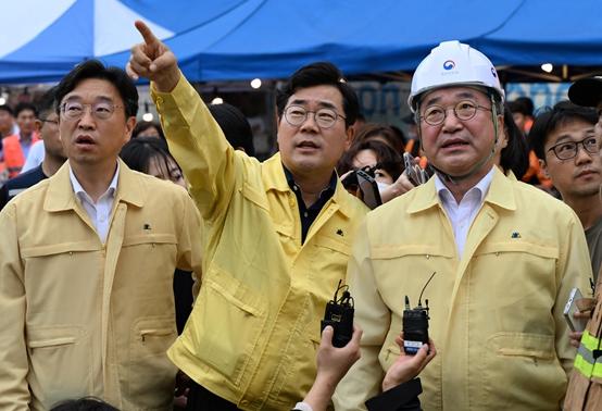 박찬대 시장, 쿠팡 물류센터 화재 현장 방문…'시민 안전 최우선' 기사 이미지